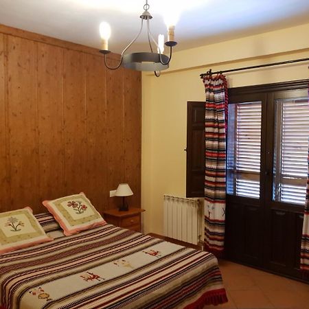 Hostal Pampaneira Exteriör bild